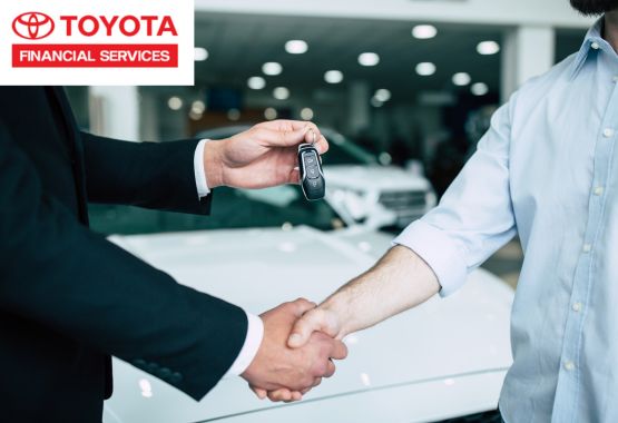 Cẩm nang vay mua xe Toyota trả góp với lãi suất tốt