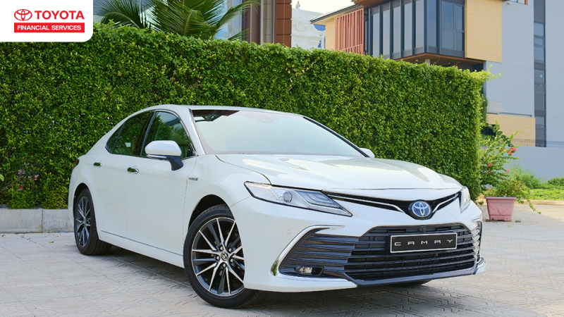 Toyota Camry Hybrid 2024