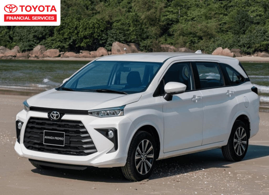 giá xe Toyota 7 chỗ mới nhất 2025